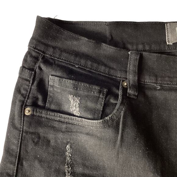 AHP Destroyed Shorts - Picture 3 of 6